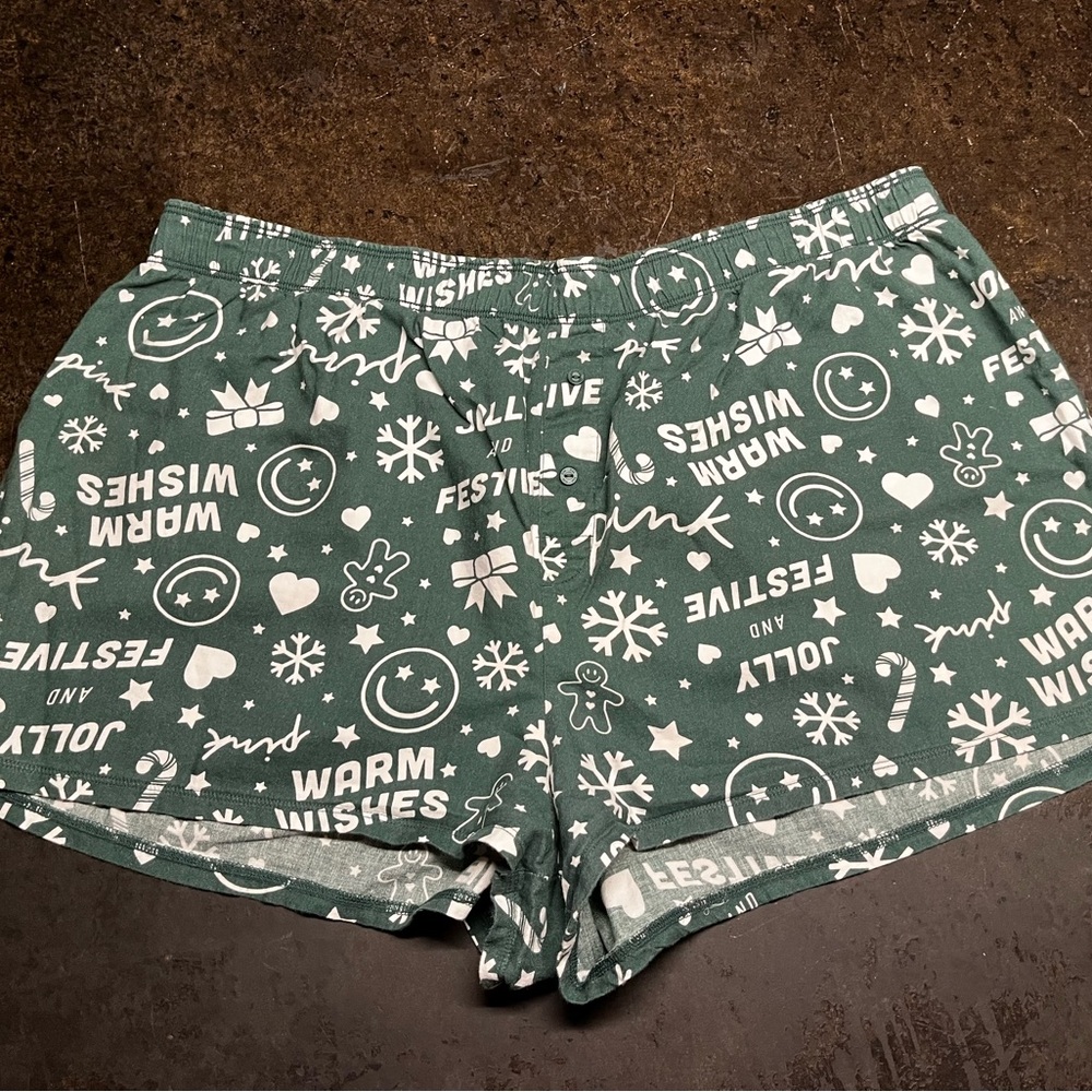 Victoria Secret Green Holiday Sleep Shorts, XL